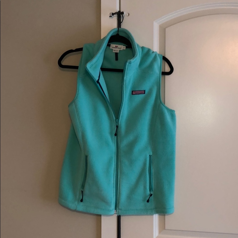 Vineyard Vines Westerly Vest - size medium